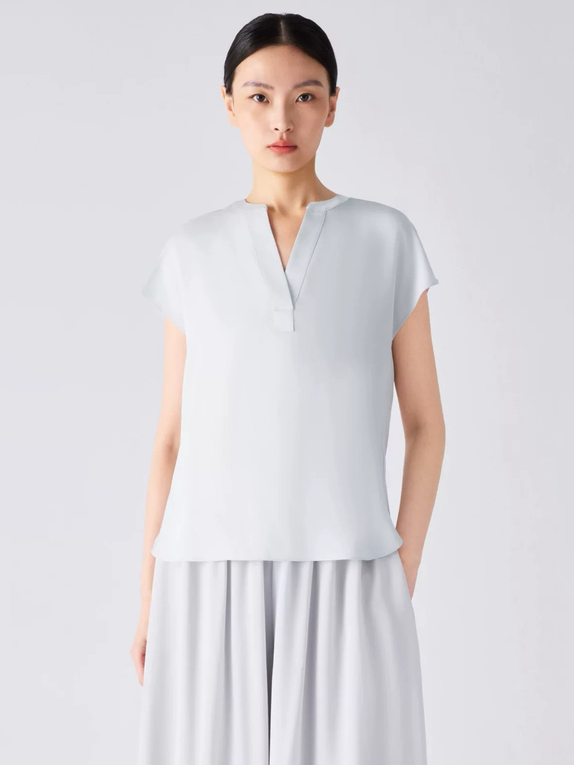 Commuter fashion women stock photo 6